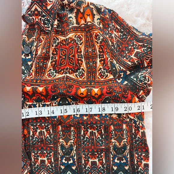 NWT: Urban Outfitters Boho Indie Tribal Pattern Size Medium - Picture 6 of 10